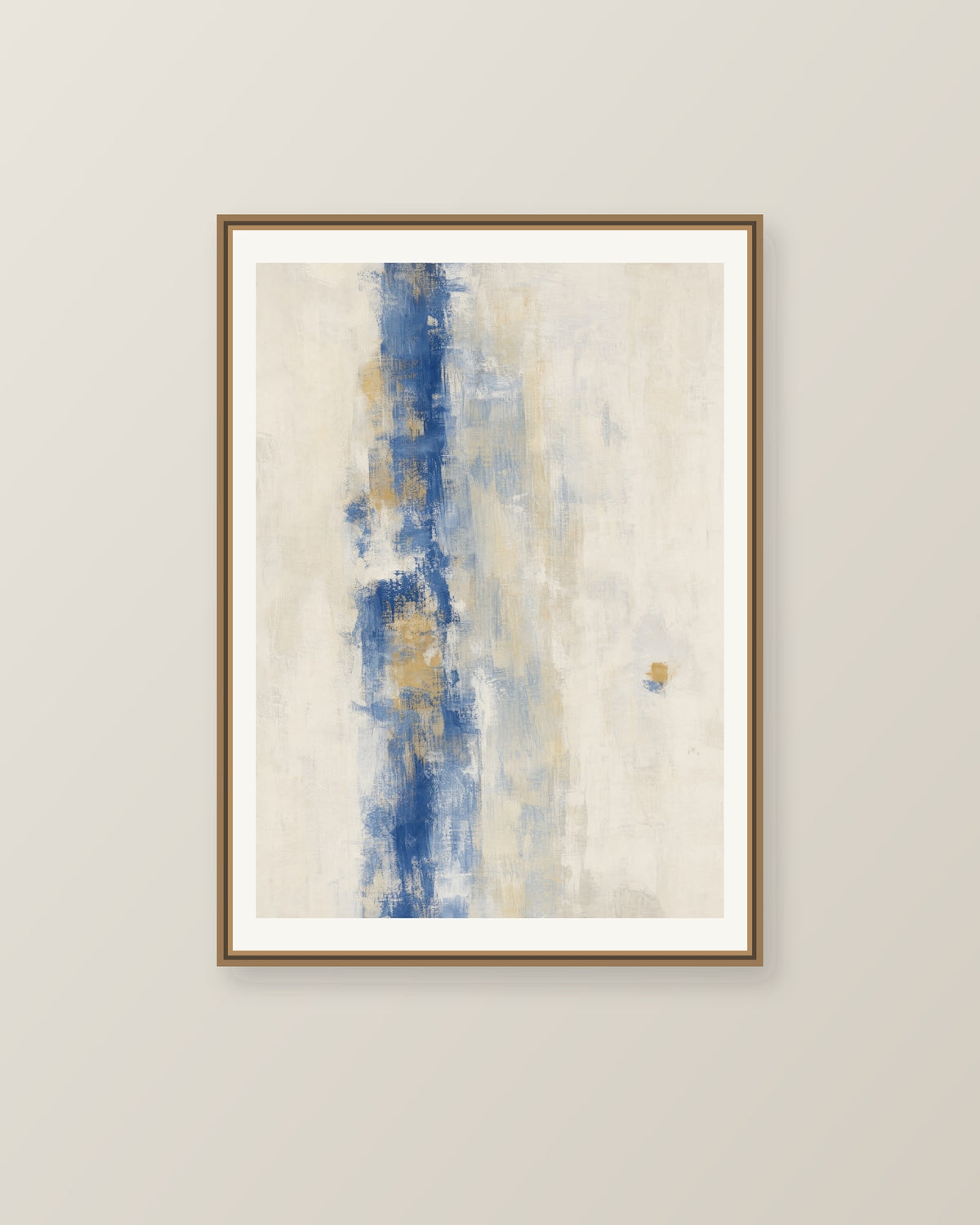 Abstrakt måleriskt motiv i vit, kalkvitt, ultramarin, dämpad ockra. Ett brutet lodrätt färgstråk möter tunna utsuddade slöjor och en liten förskjuten accent. Illustrerad inramningsvy. Ram ingår inte.