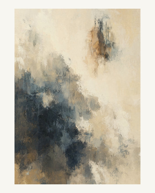 Abstrakt måleriskt motiv i elfenbensbeige, varm pärlvit. Ett fylligt, oregelbundet färgfält får tyngd av skrapade lager och bryts av ljusare öppningar. 40 × 50 cm.