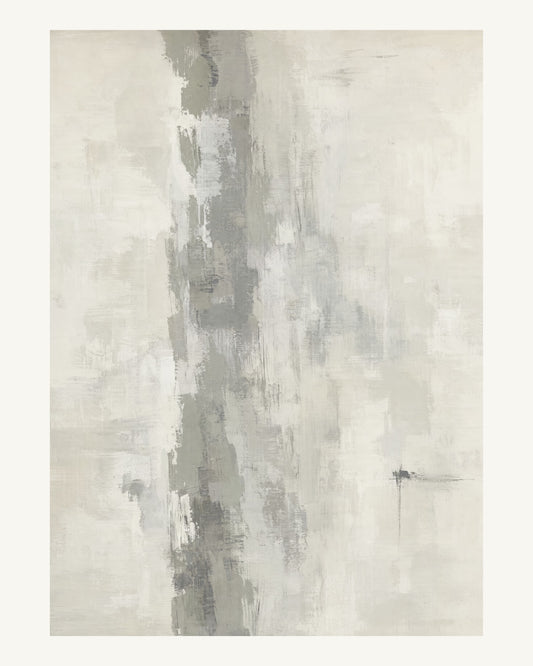 Abstrakt måleriskt motiv i varm ljus gråvit, benvit, mellangrå, gråsvart. Ett brutet lodrätt färgstråk möter tunna utsuddade slöjor och en liten förskjuten accent. 40 × 50 cm.