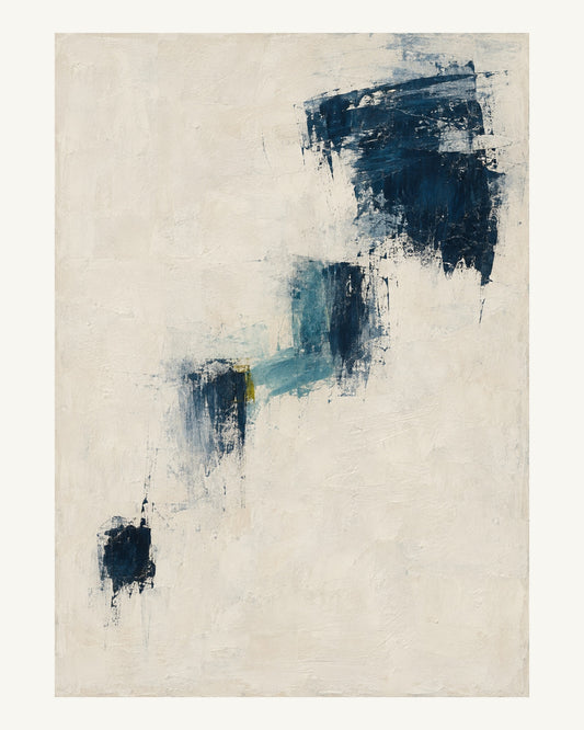 Fem ojämna bläckblå färgspår bildar en lös rytm över kritvitt, med ett svagt lager teal. Format 40 × 50 cm med ljus marginal.