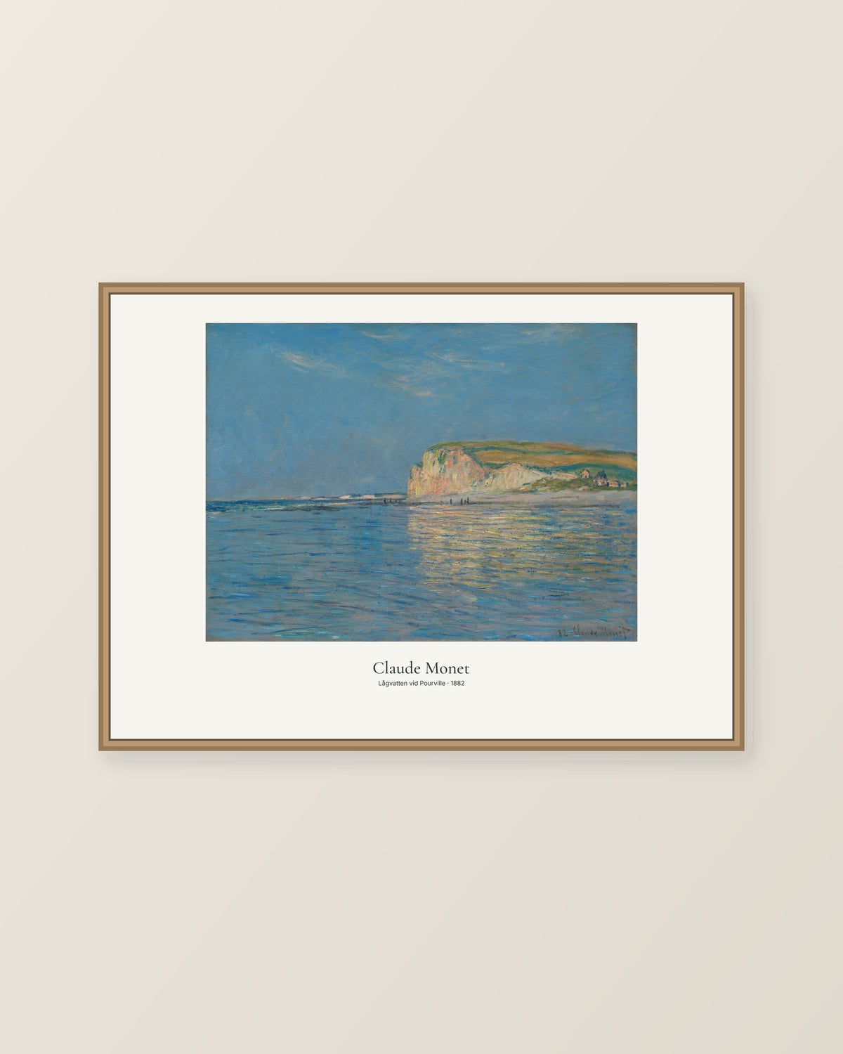 Lågvatten vid Pourville av Claude Monet. Konstposter med ljus marginal och diskret verktext. Illustrerad inramningsvy. Ram ingår inte.