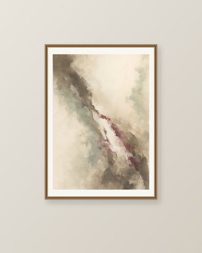Abstrakt måleriskt motiv i brun-beige, varm krita, vinrött, dämpad salvia. Tunna färgslöjor glider diagonalt över ljusa partier, med ett tätare färgavtryck som motvikt. Illustrerad inramningsvy. Ram ingår inte.