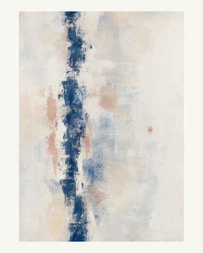 Abstrakt måleriskt motiv i vit ram, benvitt, djup indigo, lerrosa. Ett brutet lodrätt färgstråk möter tunna utsuddade slöjor och en liten förskjuten accent. 40 × 50 cm.