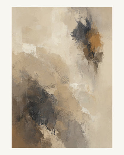 Abstrakt måleriskt motiv i ljus sandbeige, mjuk gråbeige, ljus linne. Ett fylligt, oregelbundet färgfält får tyngd av skrapade lager och bryts av ljusare öppningar. 40 × 50 cm.