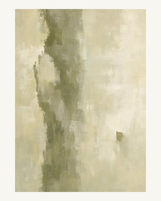 Abstrakt måleriskt motiv i dämpad gulgrön oliv, varm kräm. Ett brutet lodrätt färgstråk möter tunna utsuddade slöjor och en liten förskjuten accent. 40 × 50 cm.