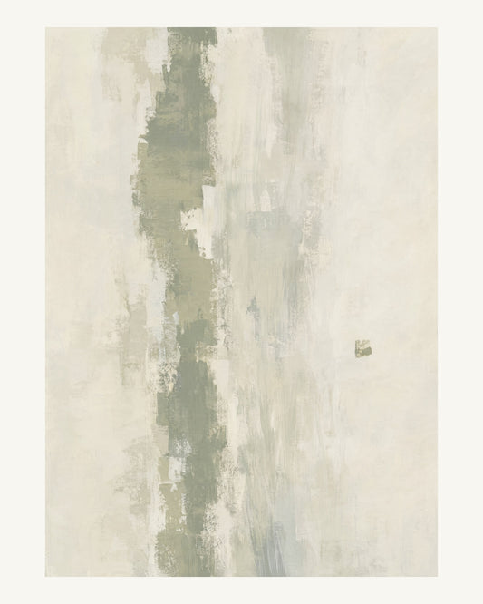 Abstrakt måleriskt motiv i bruten varmvit, ljus grågrön. Ett brutet lodrätt färgstråk möter tunna utsuddade slöjor och en liten förskjuten accent. 40 × 50 cm.