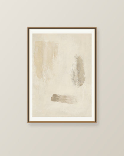 Abstrakt måleriskt motiv i elfenbensbeige, varm pärlvit. Fristående färgavtryck i olika storlek lämnar generösa mellanrum och låter papprets ljusa yta bära bilden. Illustrerad inramningsvy. Ram ingår inte.