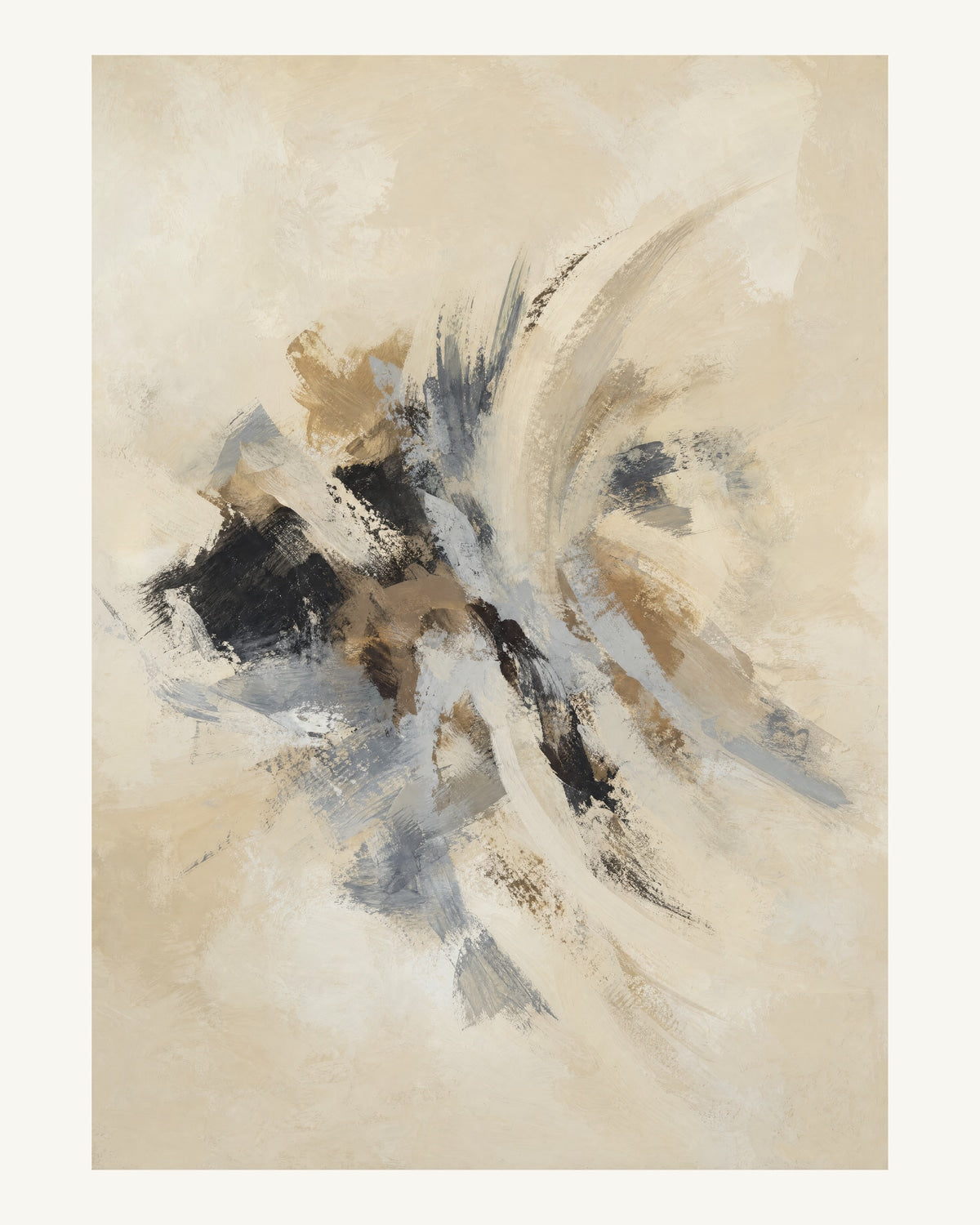Abstrakt måleriskt motiv i elfenbensbeige, varm pärlvit. Korta, torra penseldrag möter en bredare rörelse i en färgrik mittpunkt med luft runt omkring. 40 × 50 cm.
