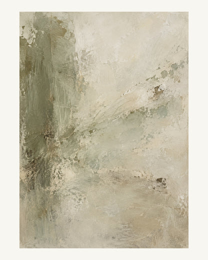 En bred dammgrön färgansats upplöses i små ljusa fragment över en luftig mineralgrund. Format 40 × 50 cm med ljus marginal.