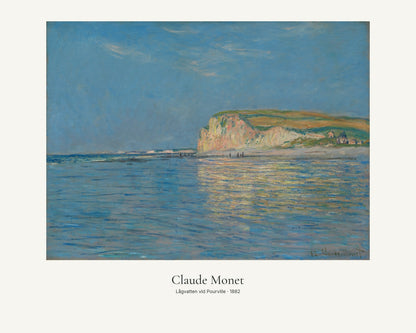 Lågvatten vid Pourville av Claude Monet. Konstposter med ljus marginal och diskret verktext. 40 × 50 cm.