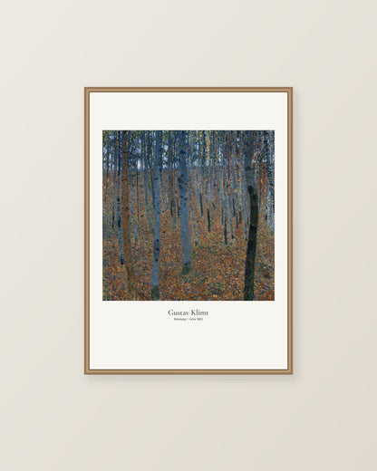 Bokskog I av Gustav Klimt. Konstposter med ljus marginal och diskret verktext. Illustrerad inramningsvy. Ram ingår inte.